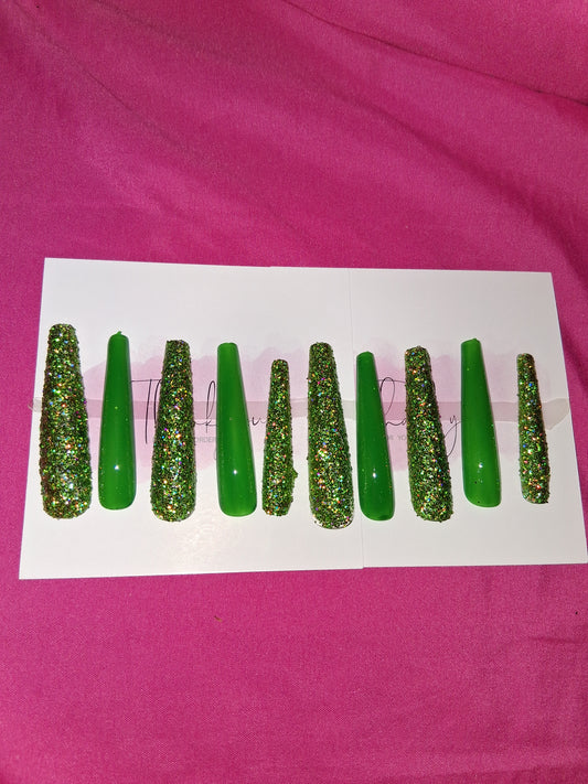 COCOMONEY NAILS CUSTOM 1 OF 1 GLUE ON PRESS ON COMES WITH FREE GIFTS #g4
