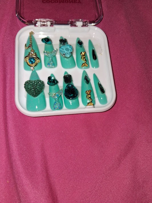 COCOMONEY NAILS CUSTOM 1 OF 1 GLUE ON PRESS ON COMES WITH FREE GIFTS #b51