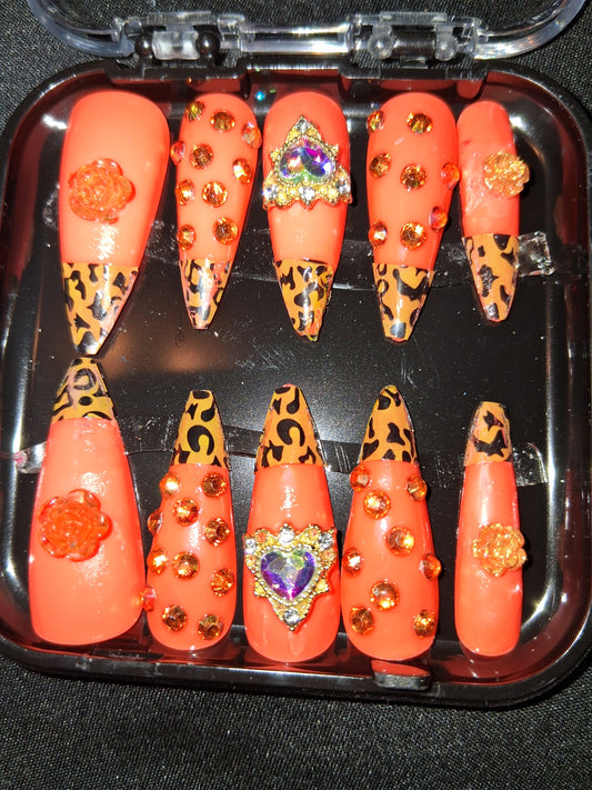 COCOMONEY NAILS CUSTOM 1 OF A KIND PIECES ACRYLIC COMES WITH FREE GIFTS
