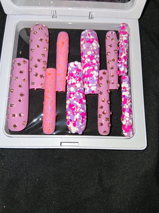 COCOMONEY NAILS CUSTOM 1 OF 1 GLUE ON PRESS ON COMES WITH FREE GIFTS #p68
