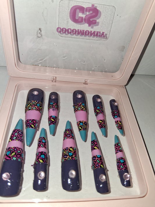 COCOMONEY NAILS CUSTOM 1 OF 1 GLUE ON PRESS ON COMES WITH FREE GIFTS #o80
