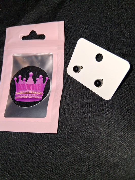 COCOMONEY EARRINGS BEAUTY AND ELEGANCE POSSIBLE MATERIALS PLASTIC RESIN METAL