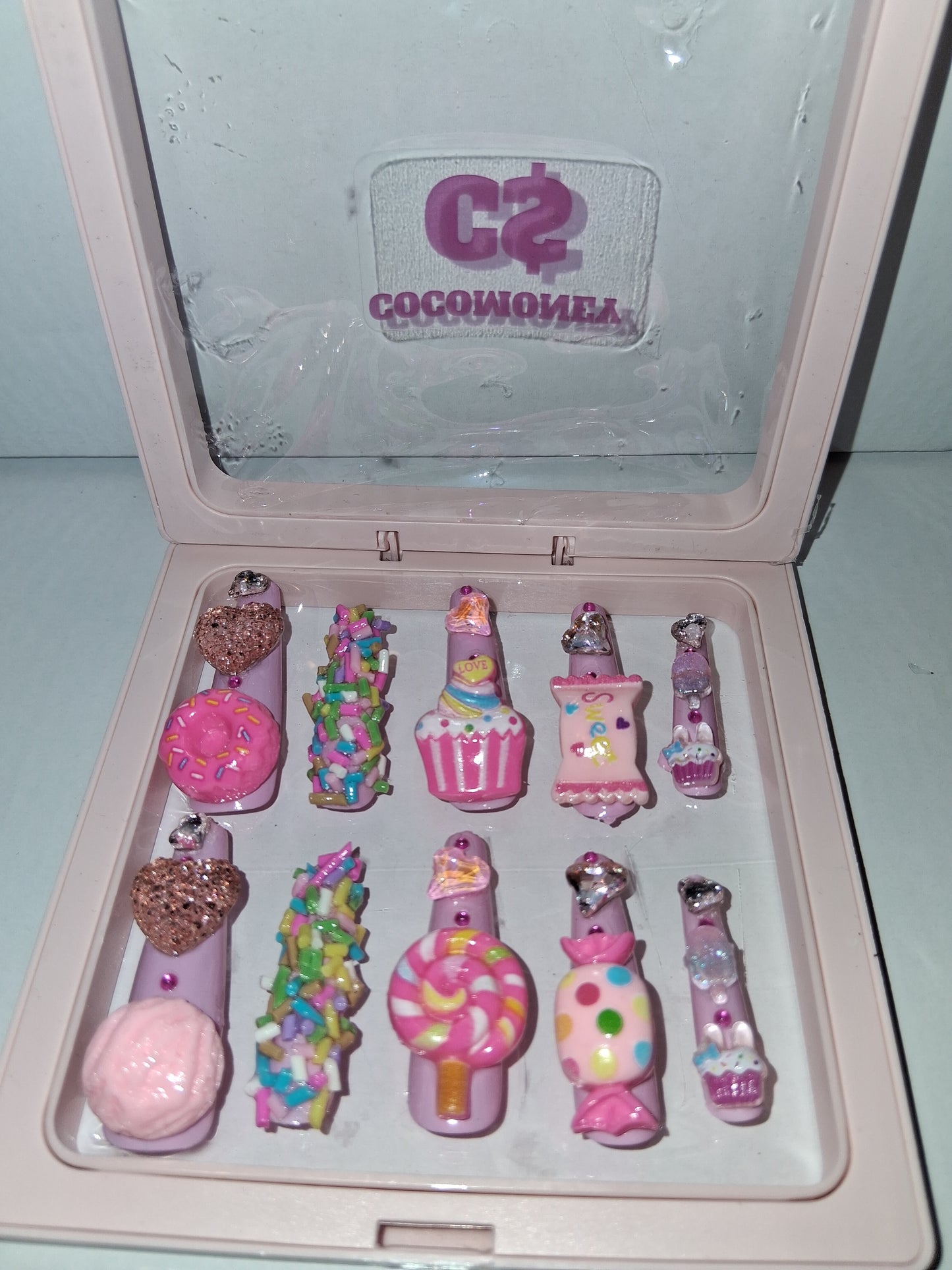 COCOMONEY NAILS CUSTOM 1 OF 1 GLUE ON PRESS ON COMES WITH FREE GIFTS #o90