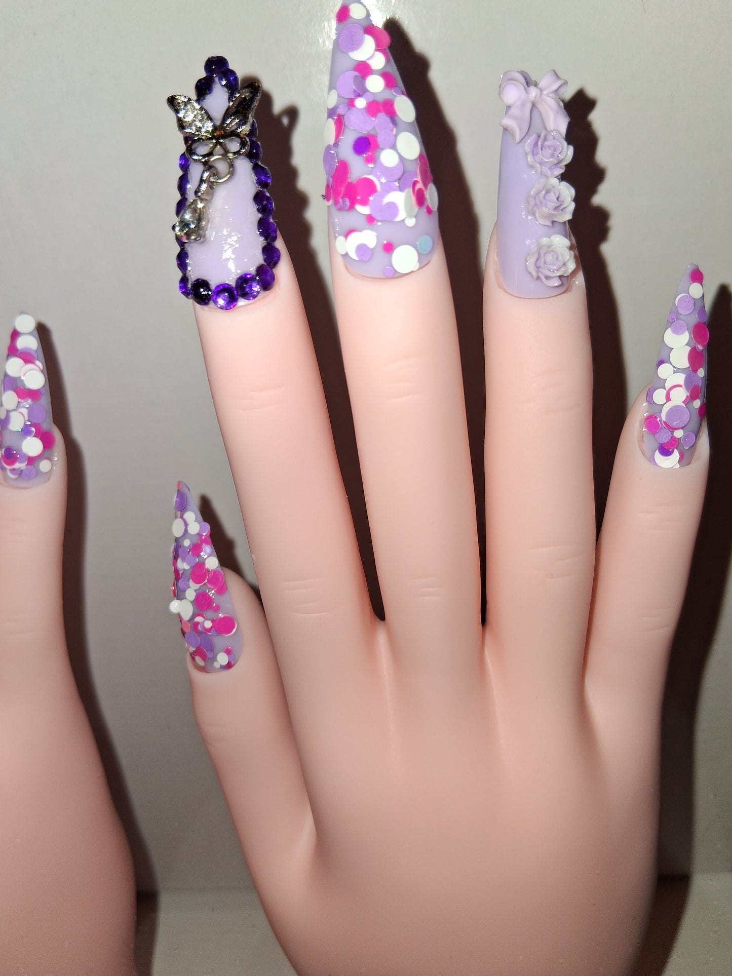 COCOMONEY NAILS CUSTOM 1 OF 1 GLUE ON PRESS ON COMES WITH FREE GIFTS #o52