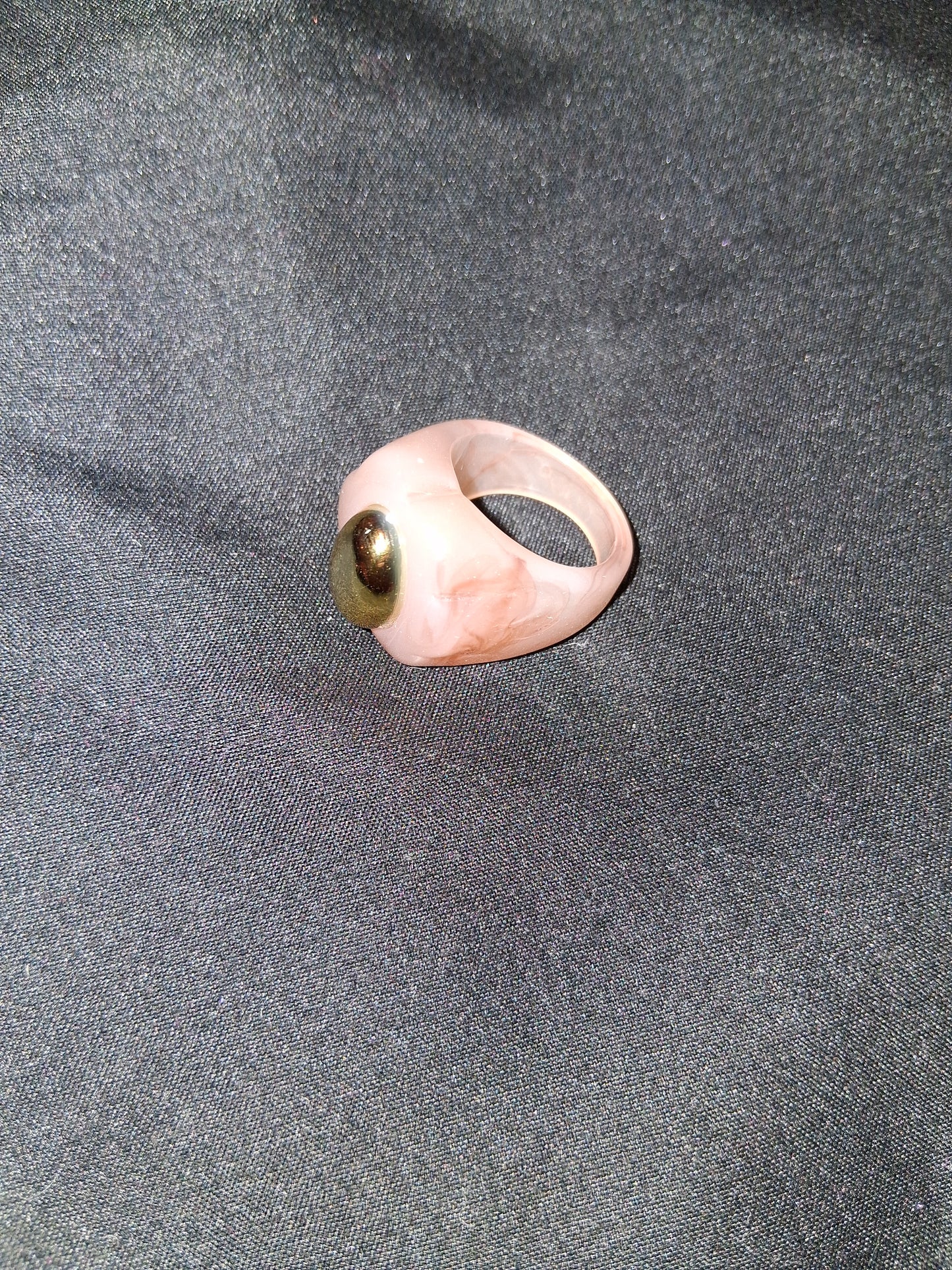 Cocomoney ring resin costume jewelry size 8