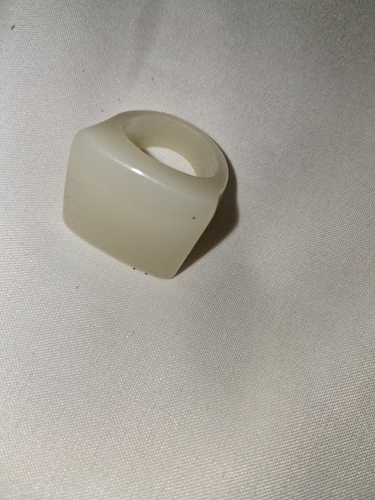 White costume ring COCOMONEY resin