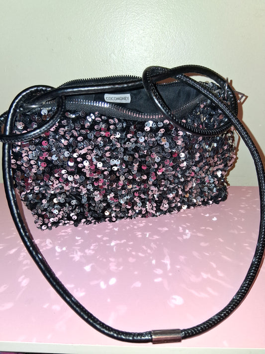 COCOMONEY HANDBAG BLACK 10IN BY 6HALF IN BY 4IN ONLY 1